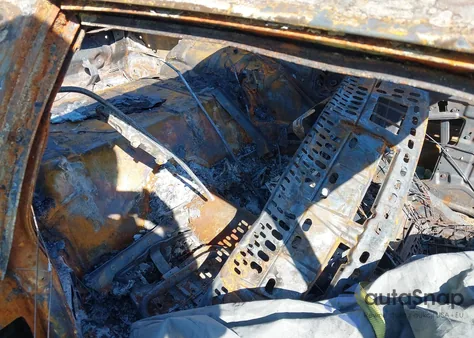 1986 Chevrolet Camaro из США, поврежденный, VIN 1G1FP87F3GL123971